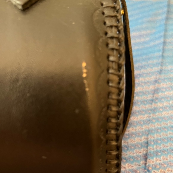 Mary Alice Palmer design handcrafted tooled leather round bag in black - Picture 6 of 14